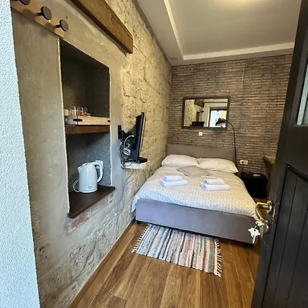 Elena Rooms Split Exterior photo